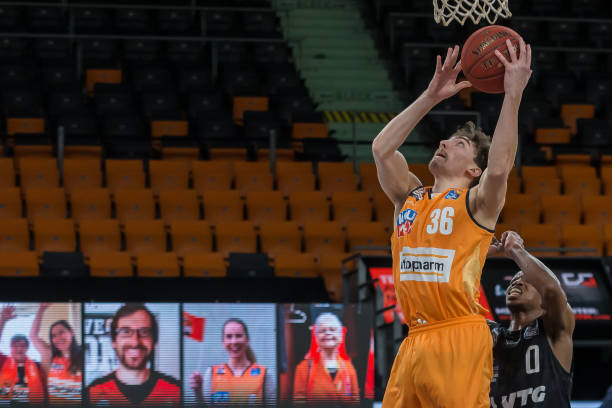 他总能快速 他总能快速