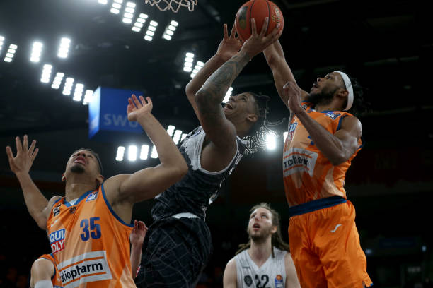 己的长期战 己的长期战