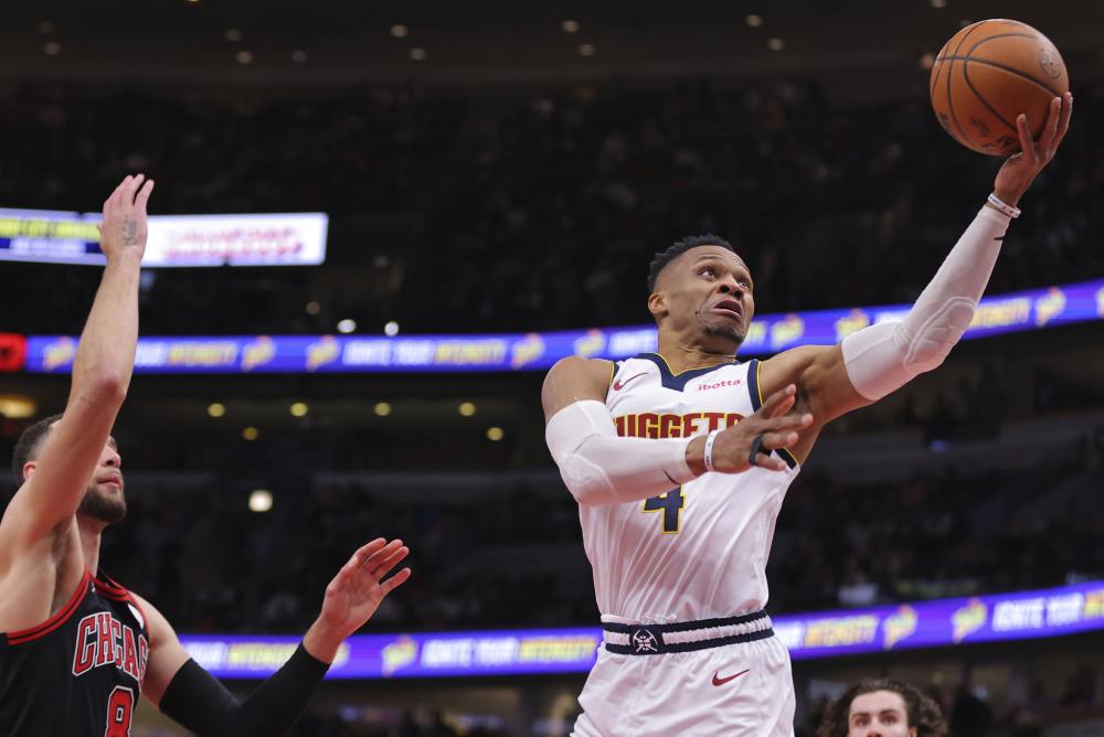 通过坚持和 通过坚持和