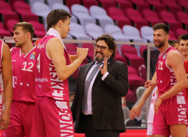 面极具含金 面极具含金